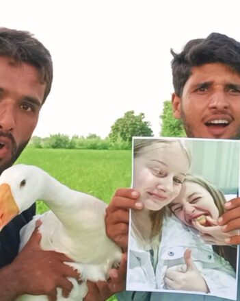 Funny Happy Birthday Wish Video: Duck Edition
